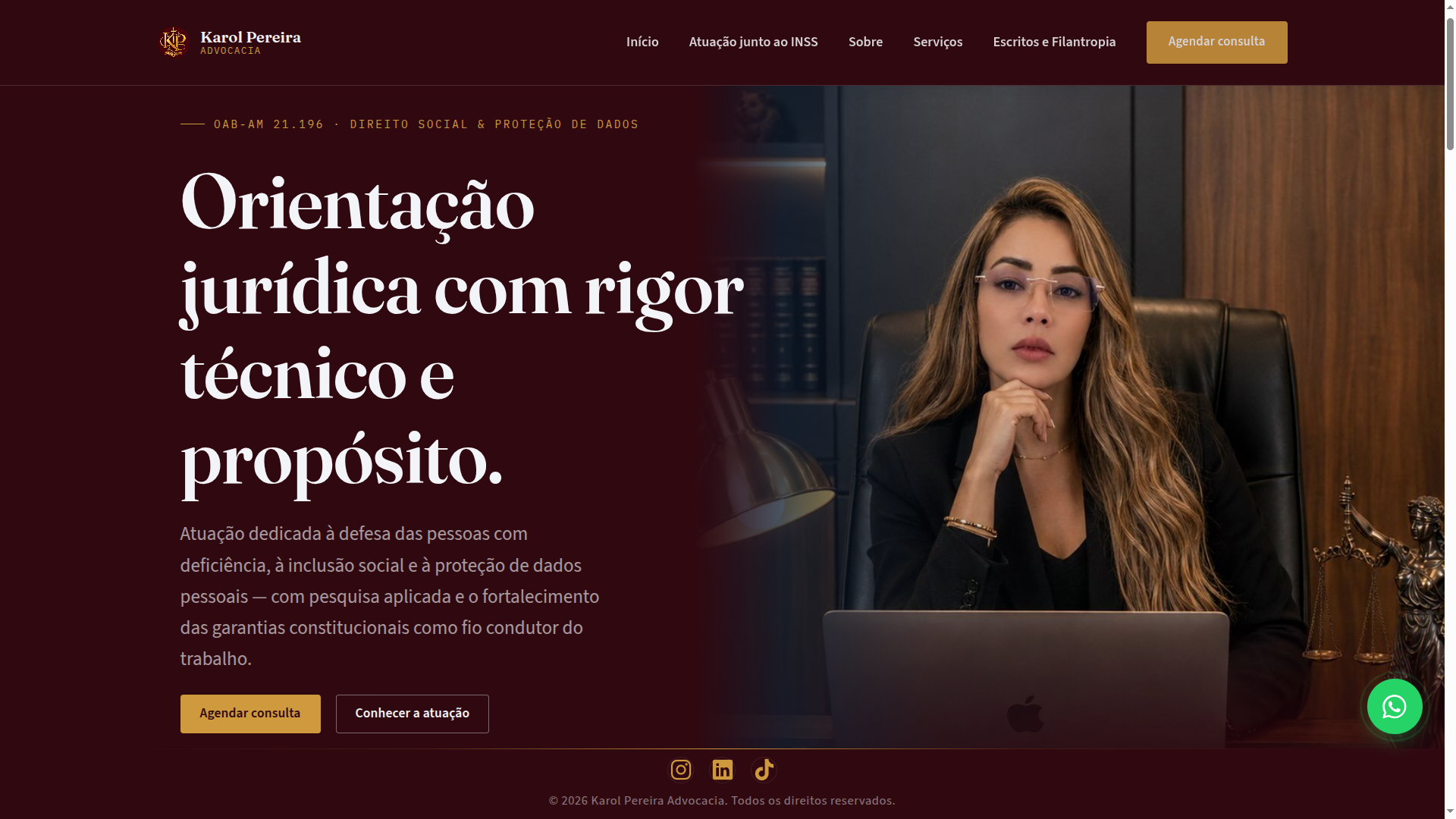Print do site desenvolvido para a Karol Pereira Advocacia